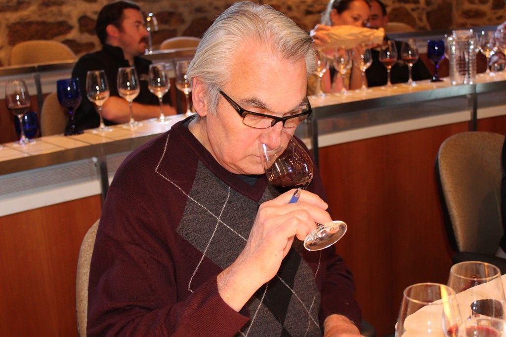 St. Helena Star/Napa Valley Vintners Tasting Panel -- Petite Syrah